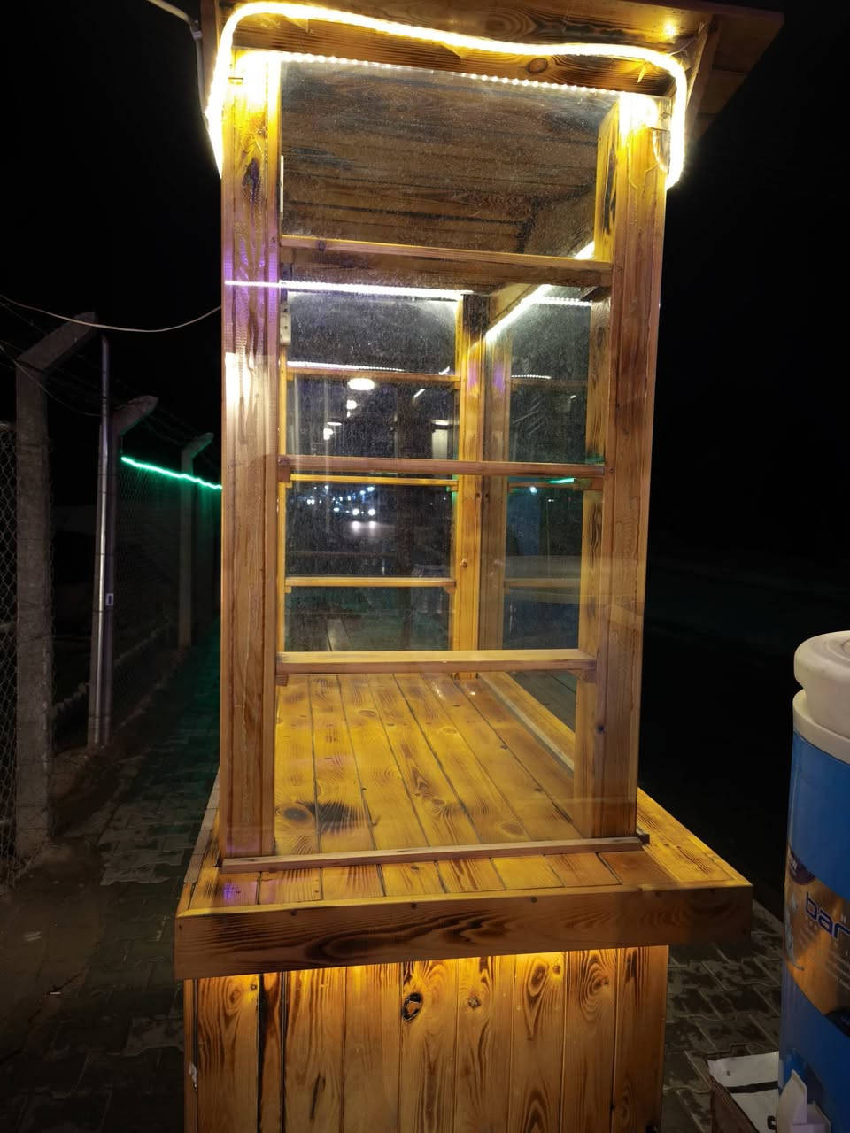 للبيع ب450 الف وبي مجال بسيط 
الأتصال على الرقم ***********
جديد استخدام قليل خشب مقاوم للرطوبة والحرارة
