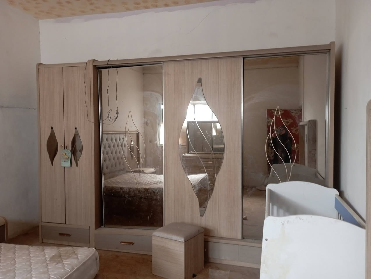 غرفه نوم تركيه  للبيع ورجاءا لحد يكسر بسعرهه لان توازيت وراح ابيعهه👍🩷


**إذا كنت صاحب هذا الإعلان وتريد حذفه لأي سبب، رجاءا أرسل رسالة إلى الدعم الفني**