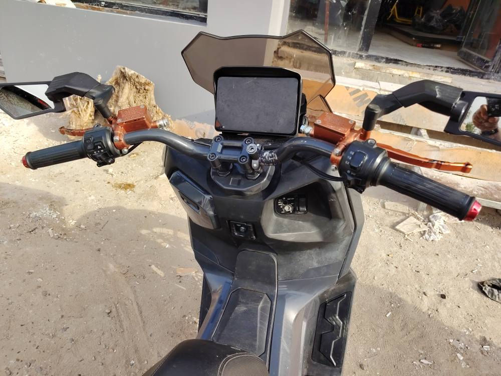 دراجه شحن تيتانيوم ديفا ملف 4000W بيك بور 10.800W سرعه 120km بطاريه ليثيوم هاي فولتج 72-85 فولت
ويل داخل معيار DOT الامريكي 
شاصي ايطالي طويل مدعم
دبل
ات بريطات هاروليك 
ماشيه 5000 كم فقط
تقريبا اقوى دراجه شحن ع مستوى العراق من ناحيه قوه و سرعه و حجم و اسرع من البطح الشحن و انطلاقيه اقوى من PCX البانزين بغداد, العراق


**إذا كنت صاحب هذا الإعلان وتريد حذفه لأي سبب، رجاءا أرسل رسالة إلى الدعم الفني**