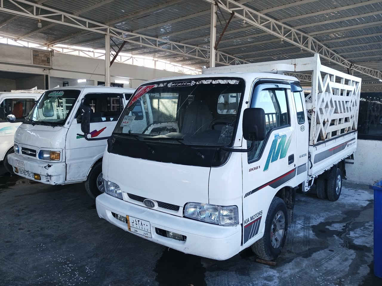 السلام عليكم كيا موديل 1999 كيا جديده مكينه شاصي جير اكسن كله جديد تغم تاير صدر كله جديد سعر مقفوله ب 50 الشراي دق علي عنوان بغداد اليوسفيه المحموديه رقم الهاتف ***********////////***********
