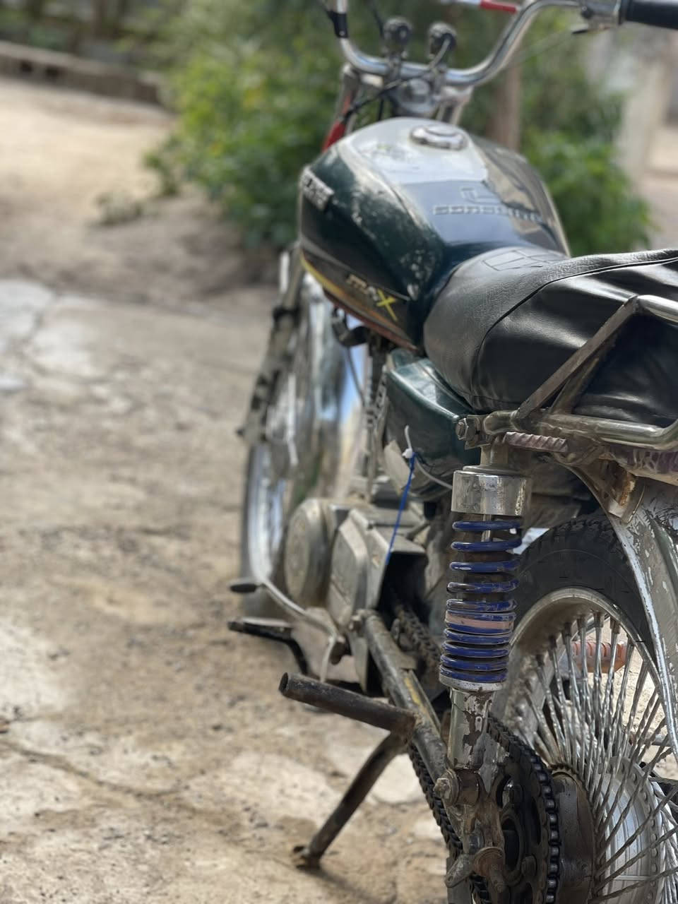 سلام عليكم دراجه تايكر رياضي موديل ٢٠ دراجه شلعته حلوه مابيه شي

بيه دخانه خفيفه لاستيك والف دراجه كلك كلك سعره٢٠٠ بيه مجال مكان ديالى قريت العجيمي ع طريق دله عباس


**إذا كنت صاحب هذا الإعلان وتريد حذفه لأي سبب، رجاءا أرسل رسالة إلى الدعم الفني**