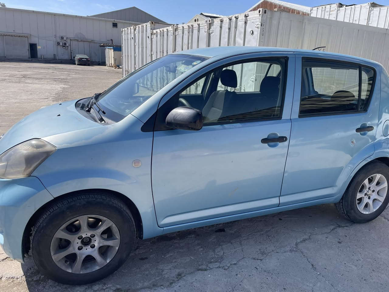 دايهاتسو ٢٠٠٨ شرط كير ومحرك وتبريد كهربائيات كلها مضبوطه بيها صبغ ٣ قطع مكانها اربيل سعر ٥٣ ورقة .. ***********
