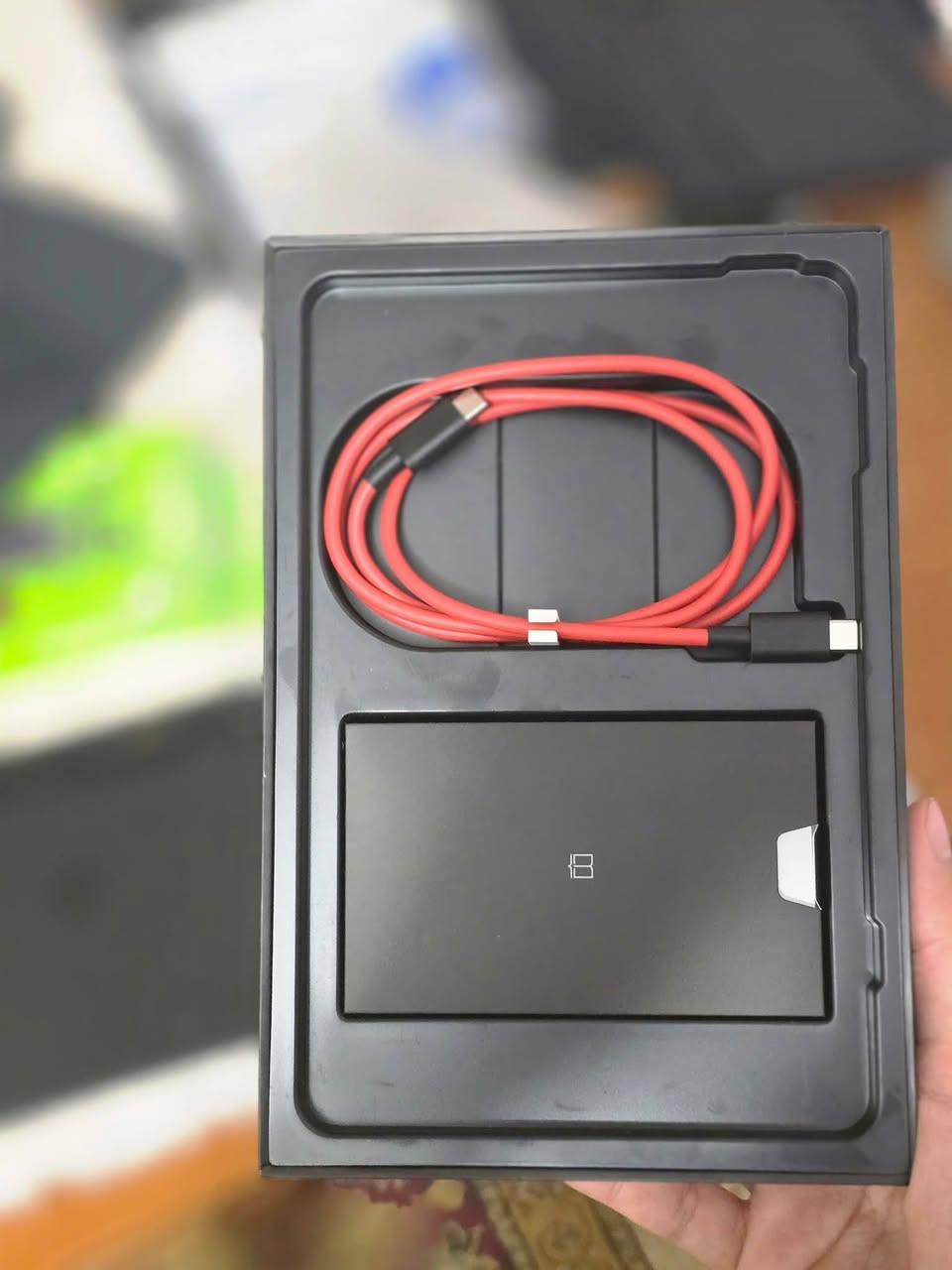 ايباد ريد ماجك استرا ذاكره 256 ماحاجه احجي عنه كلهه تعرفه نضافه 100 ضمان شركه الاماني سعر 750 مكاني كربلاء ***********
