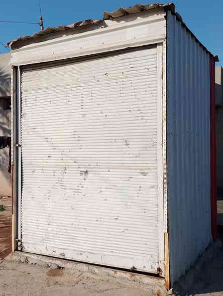 السلام عليكم
كشك للبيع 
الموقع الجدعه 
375000
بي مجال 
***********
