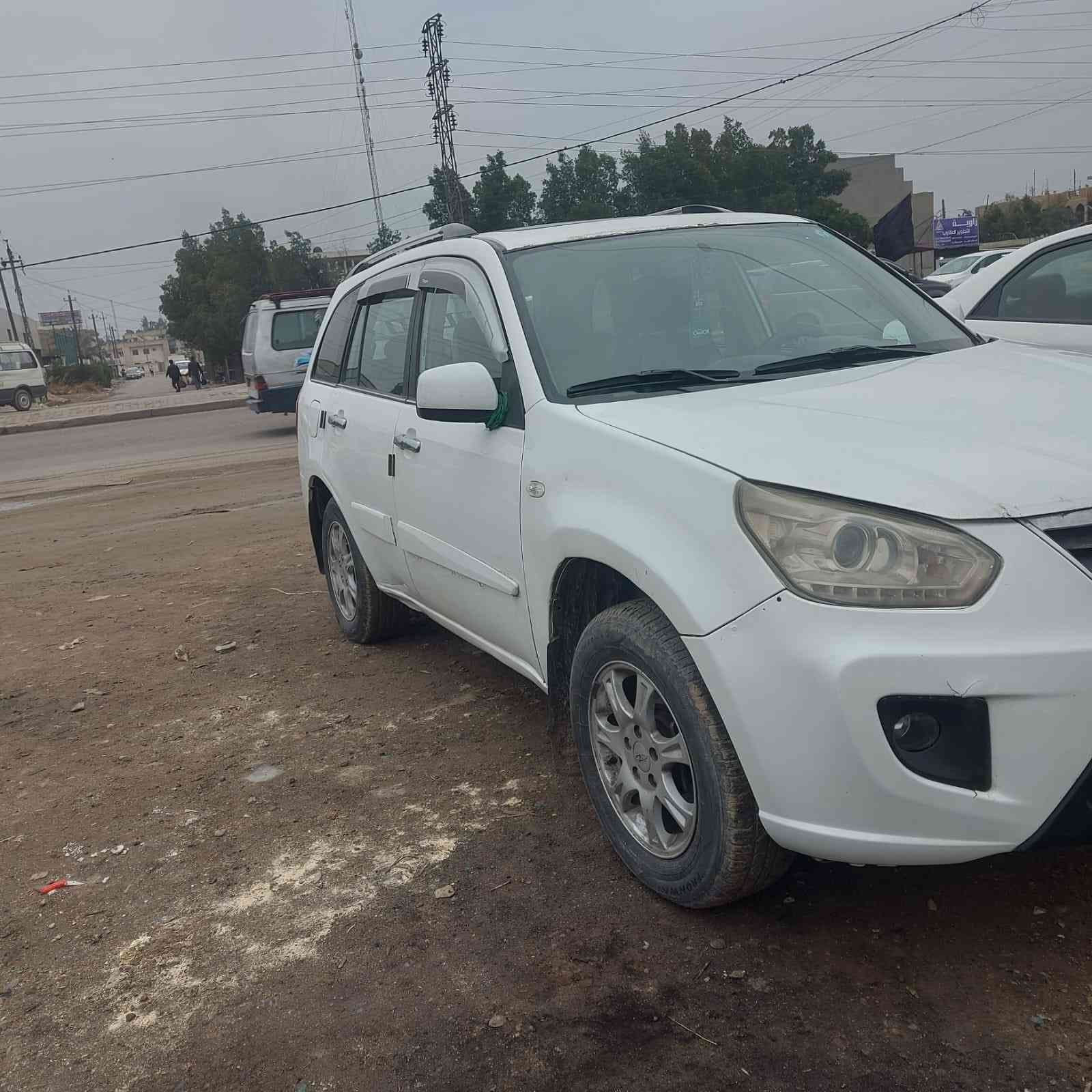 السلام عليكم 
اخوان 
سياره تيكو موديل 13 
سياره جاهزه اي نقص مابيها  
كير كهربائي 
السعر 55 وبيها مجال لشراي

التواصل ع رقم  

***********
