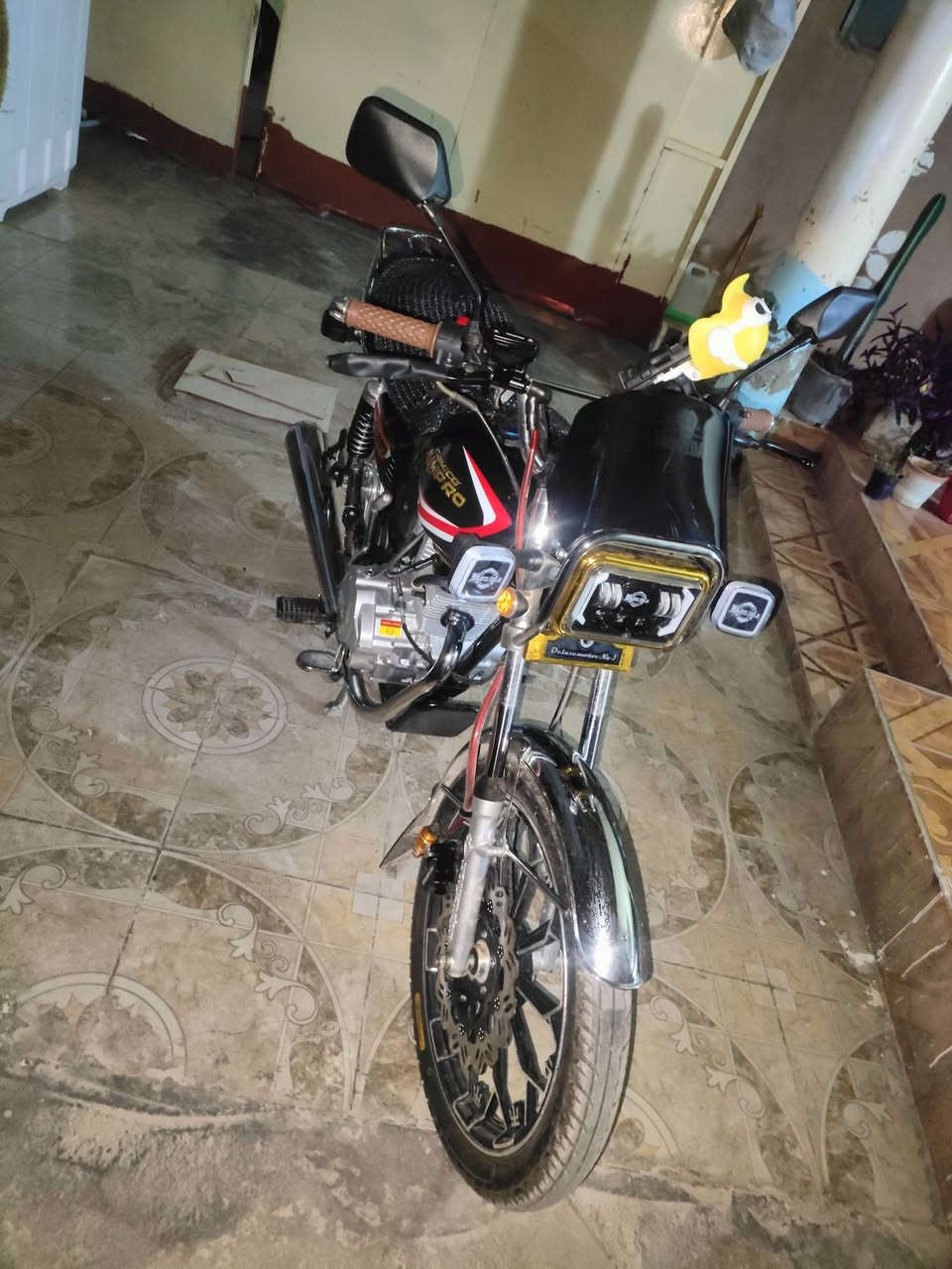 سلام عليكم لبيع دراجه يراني موديل2026
محرك200c
يريد يتصل عله رقم
***********
