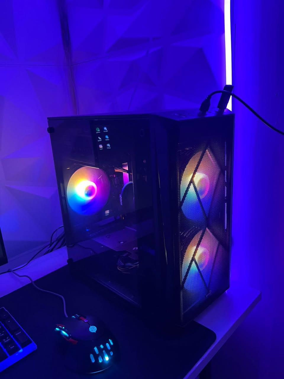 سيت اب كامل للبيع
مواصفات الكيس 

CPU: R5 5500
M.B: B450M
CPU COOLER: STOCK
RAM: 16gb
GPU: RTX 4060 Ventus 8GB MSI
PSU: Aerocool 650w
SSD: WD SN300 500GB M.2
CASE: C107 RGE

شاشه قياس 24 من شركة گيم اون 120FPS 

ماوس گيمنگ وكيبورد ريد سويتش ٦٠ بالميه 

و UBS 1500 

للتواصل *********** 

بصرة تنومة
