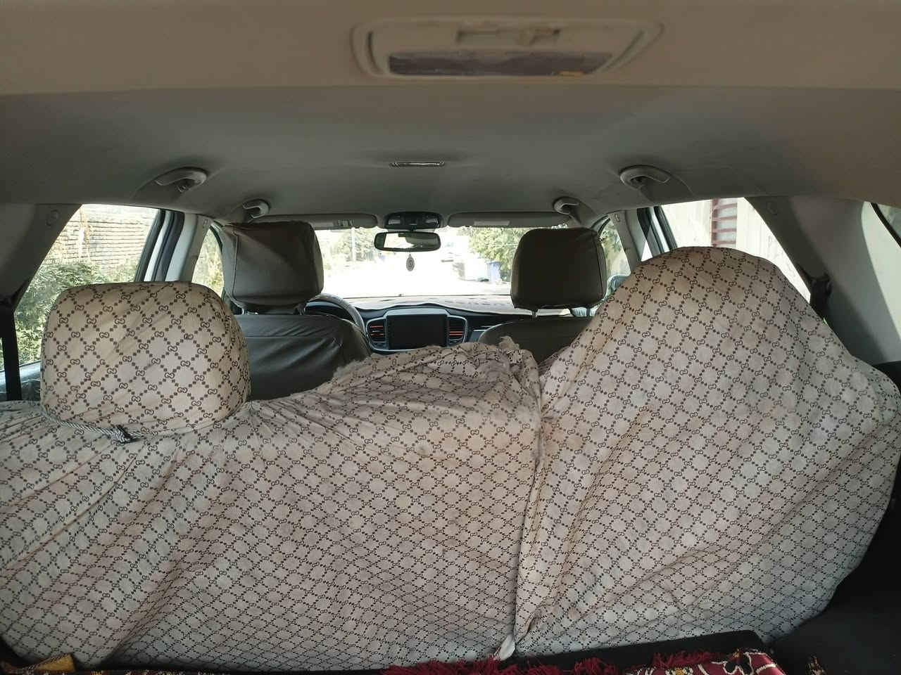 سلام عليكم
سيارة كيا سورينتو موديل 2017 وارد أمريكي، محرك 4 سلندر ، السيارة جاهزة بالكامل، الكير والمحرك بحالة ممتازة وما تحتاج أي شي، تخم تاير   السياره مكفولة، استخدام شخصي 

بيها فقط دحجة بسيطة بخشم البنيد ضررها من امريكا. 
باسمي جاهزه للتحويل مكان سياره الناصريه  السعر 165
رقم الهاتف ‏‪***********‬‏
