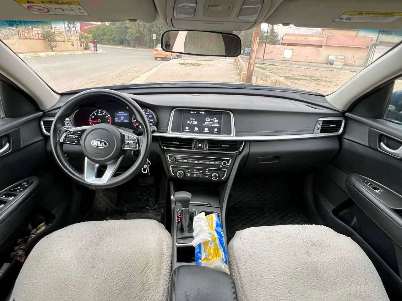 كيا ابتيما للبيع موديل 2019 محرك 24 دفتر بنزين موجود كير اوتوماتيك، رقم اربيل سنوية و هزة و رقم كل جديد لغاية 2030 باسمنا شرط تحويل  صبغ عام للجمالية فقط شرط فحص  ،كير و محرك تبريت شرط ، تايرات جديد، ،باتري جديد، صدر امامي خلفي جديد،كهربائيات كل شغال،،باور،Abs,قفل مركزي سيارة  كلش نظيف سعر 110وبي مجال عنوان كركوك إمام قاسم *********** كركوك, العراق
