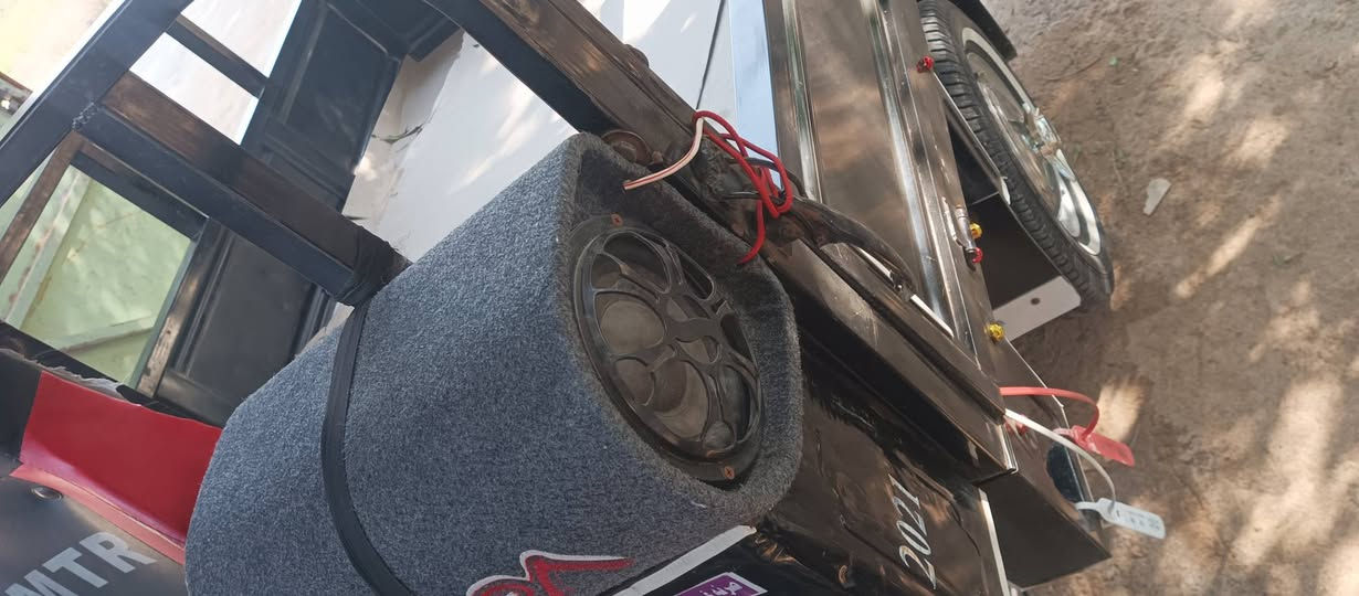 دمام للبيع اصلي يرهم على السياره وعلى الستوته يشتغل على الكهرباء او على السياره وياهل ويا وصلاتك كامل حتى الريموت مالته اصلي مو تجاري الشراي يجي واتساب ***********
