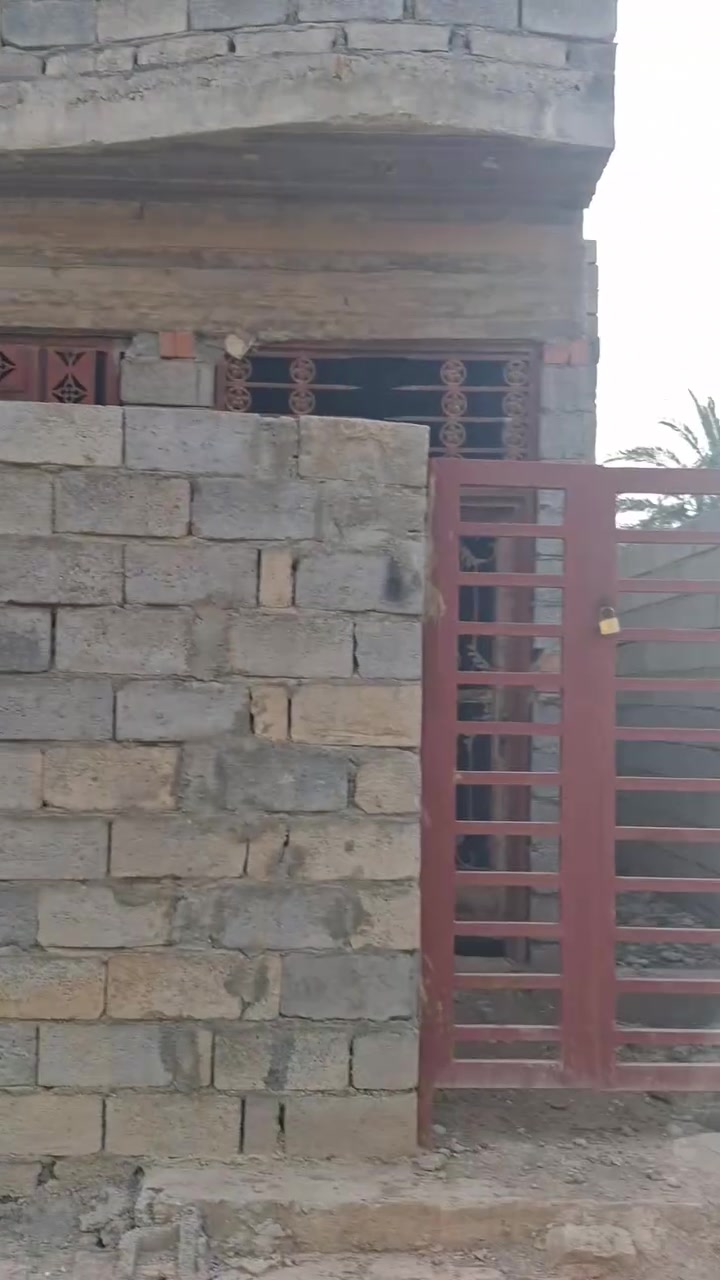 يالله يارزاق متوفر لدينا للببع هيكل  على شكل مشتمل مساحه ١٠٠ سند زراعي ٢٥ مالك صرف في ديالى قضاء الخالص منطقه حي الأمير قرب على نهراثعلب  السعر ٢٦ بس شراي يتفضل *********** *********** تعال شوف احسن

