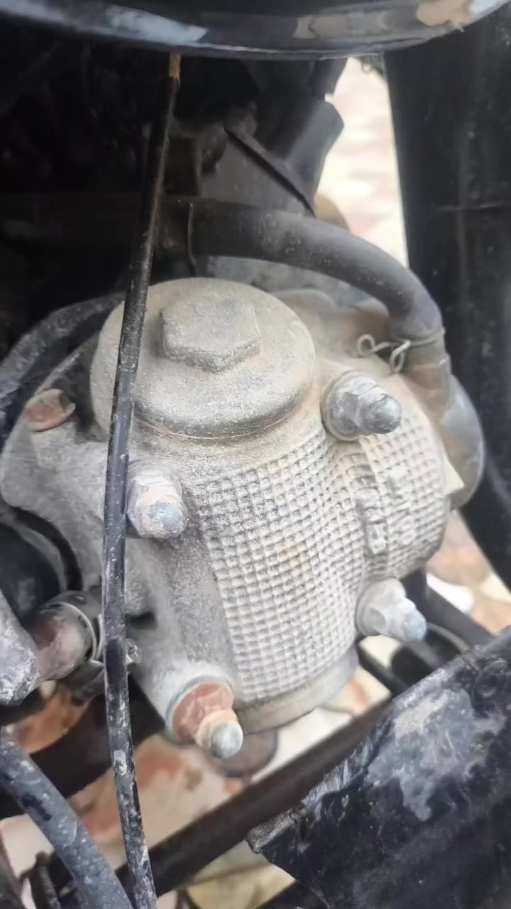 دراجه ماكس عدله متروكه صار فتره دراجه ما مفتوحه شرط جيب مصلحك وفلوسه عليه دراجه نتركت وضاع الكفر الامامي مالتها دراجه شد بس كفرات وتونس بيها جديد محركها لا نضوح ولا تبخير سعرها 500 جماعت جوا 400 لا تدخل مابيع مكاني اسكان قرب مستشفى الحسين


**إذا كنت صاحب هذا الإعلان وتريد حذفه لأي سبب، رجاءا أرسل رسالة إلى الدعم الفني**