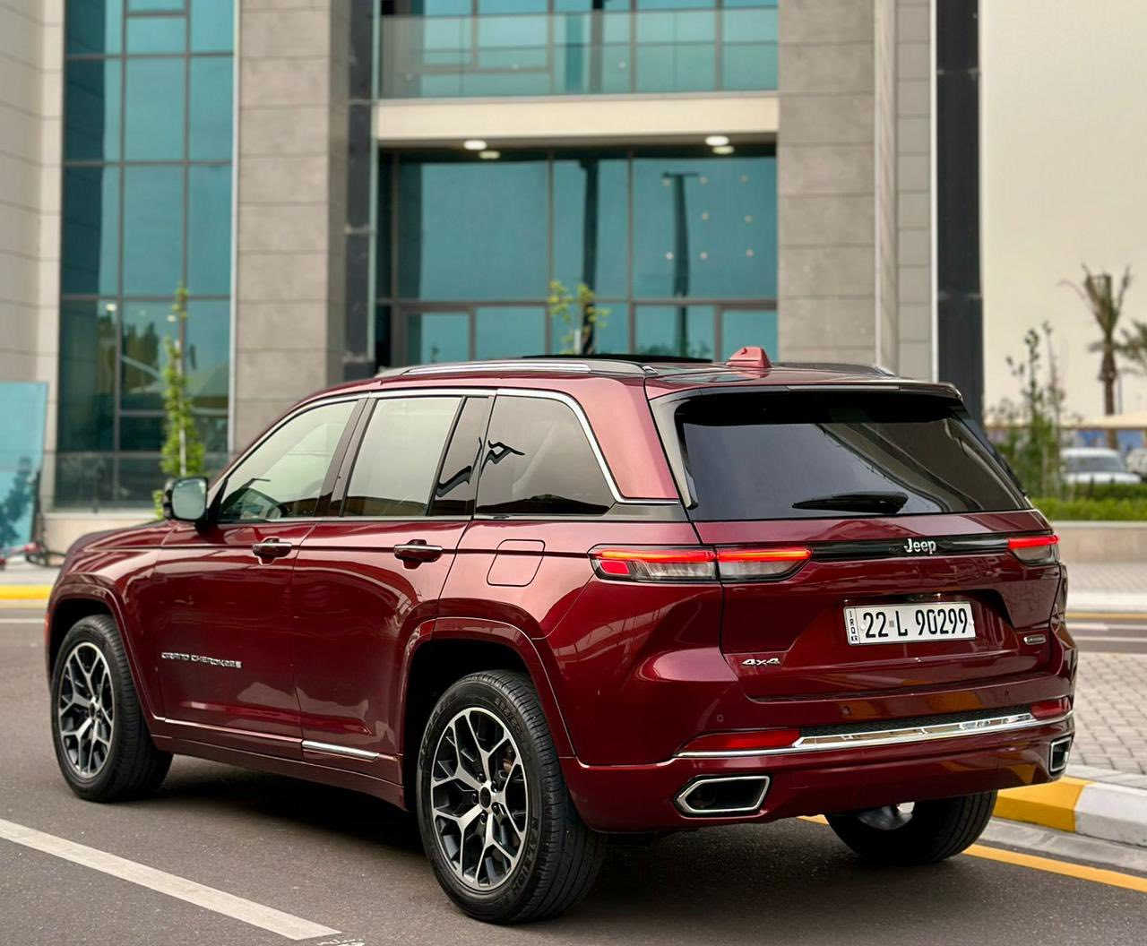 Jeep grand shiroki 2022 overland
***********

***********

309 ورقە بیها مجال

• تشغيل بصمة + ريموت ستارت

• كراسي جلد أبيض تدفئة وتبريد

• ميموري للكراسي

• شاشة كبيرة + Apple CarPlay

• كاميرا 360

• حساسات أمامية وخلفية

• رادار + لاين اسست

• شحن لاسلكي

• ستيرن تدفئة

• باب خلفي كهربائي

• نظام اختيار وضعيات القيادة

• رنكات وكالة

• أضوية LED

• نظام صوت ممتاز

• دخول ذكي بدون مفتاح

السيارة نظيفة جداً، استعمال شخصي ومرتبة

ما تحتاج أي صرف ✨
