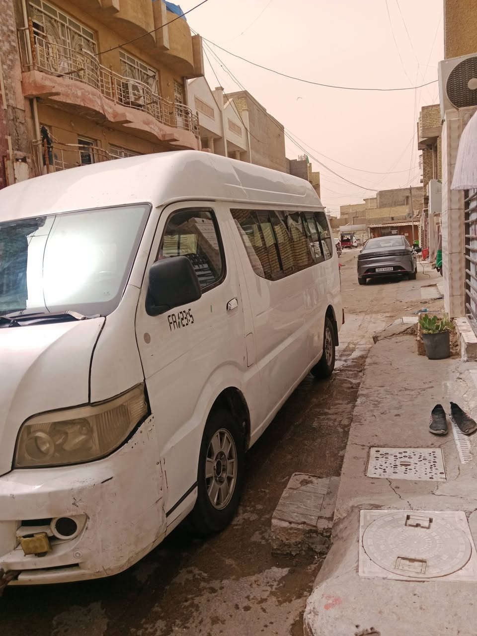 السلام عليكم كيه شيري مكينه كاز كرنفال سياره نضيفه تبريد شغال تخم تاير جديد اي نواقص مابيه سعر مطلوب 80وبيه مجال استفسار ع *********** كهربايات كلهه شغاله
