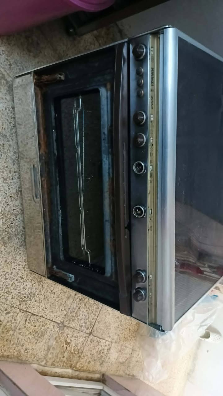 طباخ مصري جديد بس الجام مال الفرن الخارجي مكسور


**إذا كنت صاحب هذا الإعلان وتريد حذفه لأي سبب، رجاءا أرسل رسالة إلى الدعم الفني**