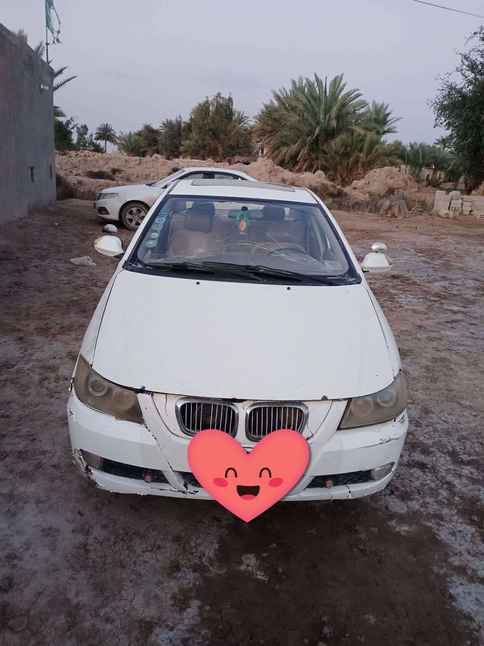 السلام عليكم ،سياره ليفان مديل 2013
محرك كورله ،سنويه صاقطه 2018
رقمه مثنى ،راعيه موجود مداور ثاني يوم 
مكان السياره ديوانيه ،عوزه تلحيضات ,السعر 38
***********
