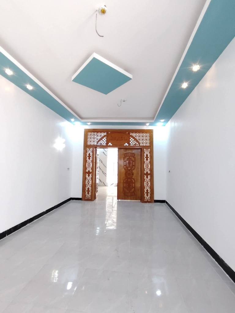 يالله بيع مستعجل البيت مرتب مساحه 150م  السعر 50وبيه مجال للشراي عنوان البيت مقابل قريت الغدير نجف *********** انتصال النجف, العراق
