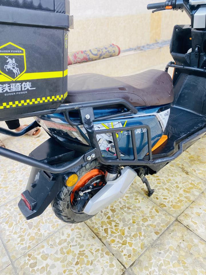 للبيع موديل ٢٠٢٥ حديث
نظام ٤ سرع سرعتها ١٠٠
نظام بك سماعات داخلية
صارلها سبوعين نازلة مشحونة٣ مرات
منزلها بمليون و٤٠٠
عارضها بمليون و١٠٠ وبيها مجال
مستعجل ع بيعتها
دراجة بعدها بالجيس
مكاني بغداد
تواصل ع رقم ***********
