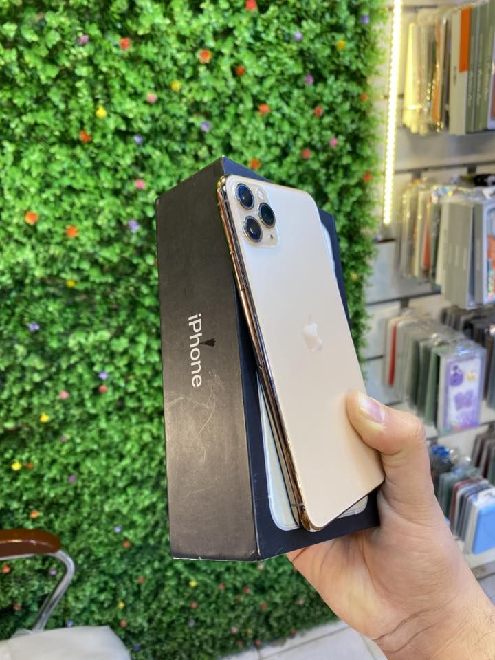 ايفون 11بروماكس ماستر شرق اوسط ذاكره64بطاريه91بلاديه نضافه 100/100 جهاز مكفول من فتح وصيانه وبي ضمان

جهاز فقط بصمه وجه واكفه فيس ايدي باقي كفاله

كامل ملحقات مع ضمان من المحل نموذجm تك شريحه
سعره 250 الف قفل عنوان المحل بغداد رحمانيه الجعيفر قرب مقهئ بيروتي ونادي الزوراء

***********
*********** واتساb
 ***********)
