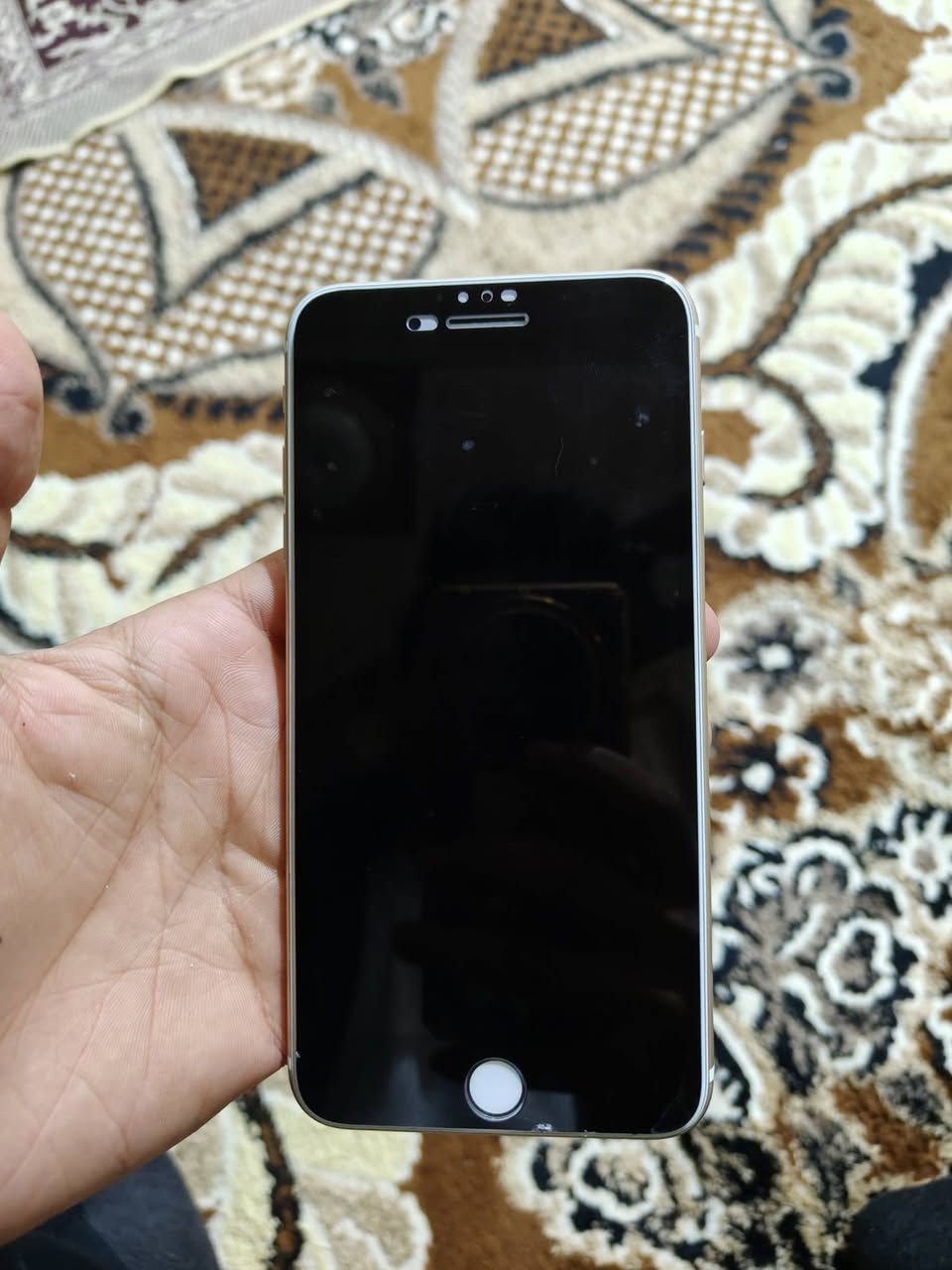 سلام عليكم  ايفون7بلاص ذاكره 128 بطاريه65مايصرف كله شغال مامفتوح 
السعر 80قفله من اخير 
مكاني رميثه 
***********
