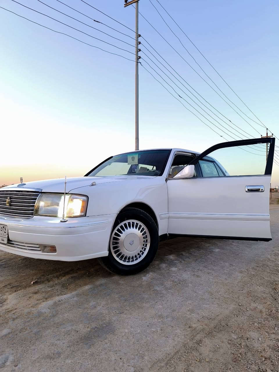 سلام عليكم راس الثور ايسر ابلاد موديل 1998 رقم بغداد تحويل مباشر مكفول من ضربه والكص والعيب الشرعي محرك 3000 حداده تخم تاير تبريد سعر، 105رقم الهاتف  ***********
