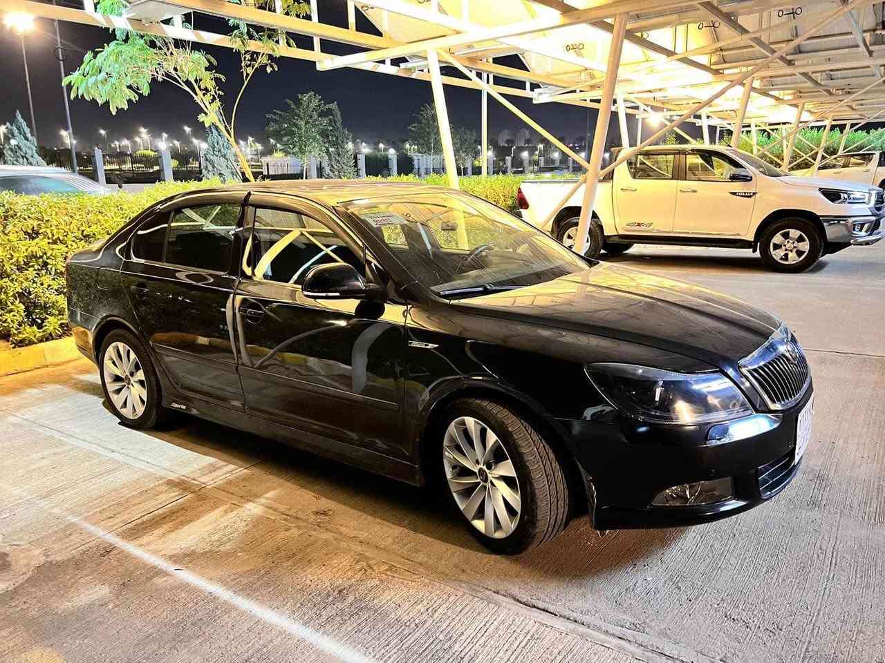 سکودا
ئۆکتاڤیای 2012ی قەپات قەپات ماسەفات ئەوروپی ،
بیلاد خسوسیە 
لایت زینۆی بیلاد نیزام AFS-

ئاوێنە دەخەوێت لەگەڵ داخستنی- سویچ

-ژێر ئاوێنە لایت

-ئاوێنە دژە تیشک ، کە فوول لایتی سەیارەی  دواوەت لاواز دەکات

-تەحدید سورعە

-جامی پێشەوە حەساسە وادەکات لەگەڵ باران خۆی جامەکان دابخات و فلچە بخاتە کار، لەکاتی شەویشدا لایتەکانی پێشەوە بە ئۆتۆ دابگیرسێنێت

-سیستەمی تەبریدی DUAL، وادەکات گەرمی و ساردی هەر لایەک جیابکەیتەوە، ڕێژەکەی دیاری بکەیت

-تەبرید مەرکەزی

-کوشن هیتەری بیلاد

پەردەی بیلاد

-سلاید 

بەرە دەرگا بیلاد جلدە

-کوشن جلدی بیلاد، کوشن سیاحی

-چوار جام کارەبا

-شاشە ی گێچ فوول ماسەفات

-پێش و پشت حەساس شاشەیە

-بلووتوس بیلاد 

-سوکان ڤۆلیۆم

 گێڕ تۆماتیک مەکینە 16ی بیلاد ، بێ سەرف بي بوخار
 ،به س بونيد بوياغه 
بێ لێدران بێ ناو گرتن بێ ئێرباگ
سەنەوی به سه ر جوه 
 ژمارە هەولێرە 
سعر 85 و مجال
***********
واتساپ  *********** أربيل, العراق
