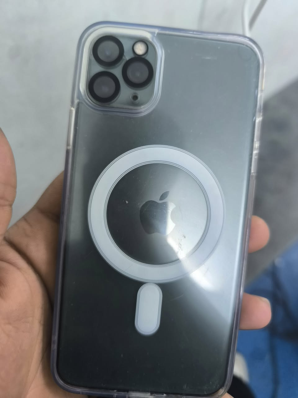 سلام عليكم ايفون 11 برو ماكس للبيع نموذج m/za دبل سيم مبدل بطاريه شركه نينجا نسبه 96% مبدل شاشه مال تفصيخ طلعتهه من جهاز شرط بلادي ذاكره 64 فقط بي هذه الفطر بضهر جهاز كلش حلو او مايشكل ***********
