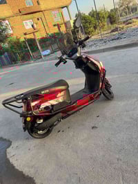 دراجه شحن 6باتري سرعته 80حقيقي ملف 2000 دراجه خير من الله  السعر 650وب...