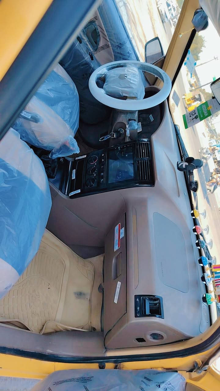 سلام عليكم للبيع بيجولميس موديل ٢٠١٦دشبول عالي شاشة تاب امدوشمه عام منظومة غاز شغاله مصفره هياءه وغرامات رقم انكليزي مكينه كير صدرتبريد تخم تاير عارضه ٤٧مكاني بغداد***********
