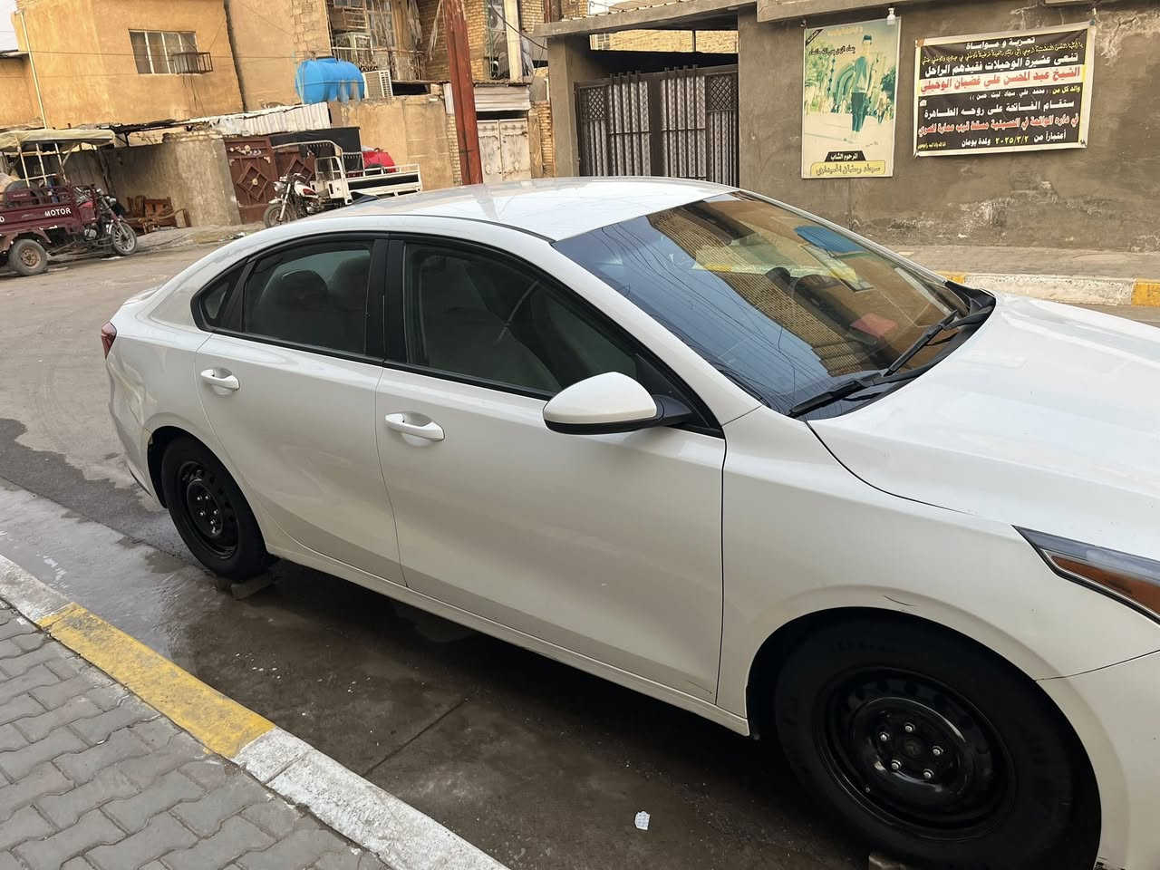 كيا فورتي موديل 2020 حادثها بنيد فقط بدون صبغ بدون دواخل ماشية ١١٢ كير ATمكينة 2000 ***********
