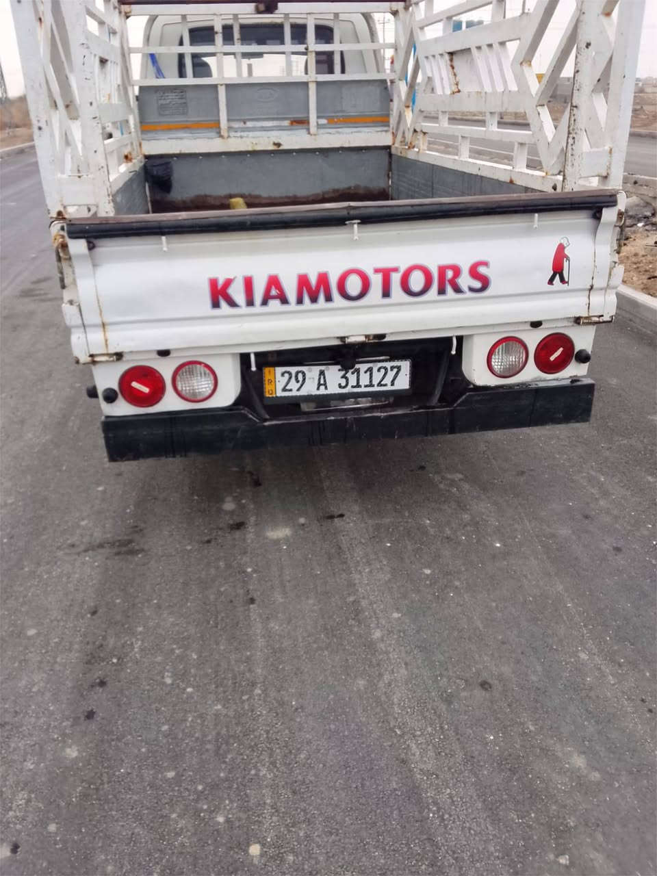 السلام عليكم كيه موديل215كفاله من كلشي بلاد تبريدتدفىأوتخم تايرات رقم واصط بسمي دوشمه جديده لمكان ناصريه مامتواجدعل فيس هاذه رقمي*********** سعره 105وبيه مجال
