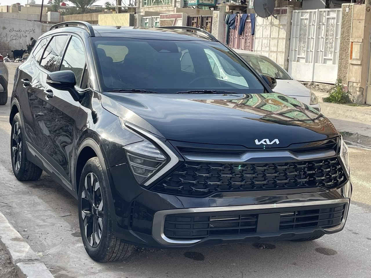 لسلام عليكم
سبورتج وارد امريكي 2024 
رقم بغداد مواصفات اكس لاين 
السياره فول ماشيه 16الف ميل 
بنوراما تحكمات وضعيات قياده 
كشنات جلد كرسي كهرباء 
بارد بلجاملغ الايمن والايسر وصبغ وتبديل بنيد 
الباقي كله مكفول من كير محرك كلشي 
بدون دواخل بدون ايرباك 
السعر 220 وبيها مجال 
***********
