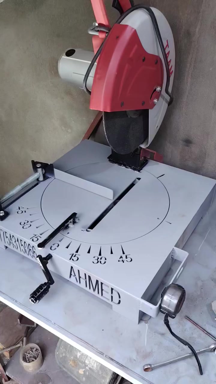 يالله يالله  الي ايدور شغل عدل ومضمون ايشوف كدام العين جميع انواع الكترات متوفره وشرط الشعل كلمن وسعره راسلني وتساب او اتصال بلرقم وعيوني الك ***********
