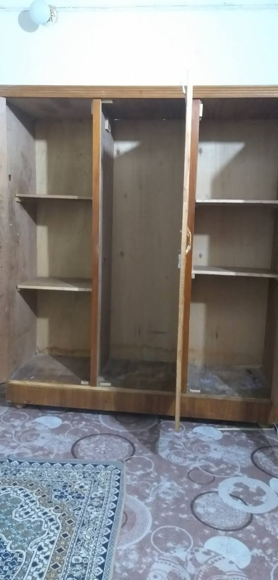 كنتور ٣أبواب صاج نظيف وقوي خمسه ميل خلف ساحة الصلاه قرب مدرسة بور سعيد السعر ٢٠٠


**إذا كنت صاحب هذا الإعلان وتريد حذفه لأي سبب، رجاءا أرسل رسالة إلى الدعم الفني**