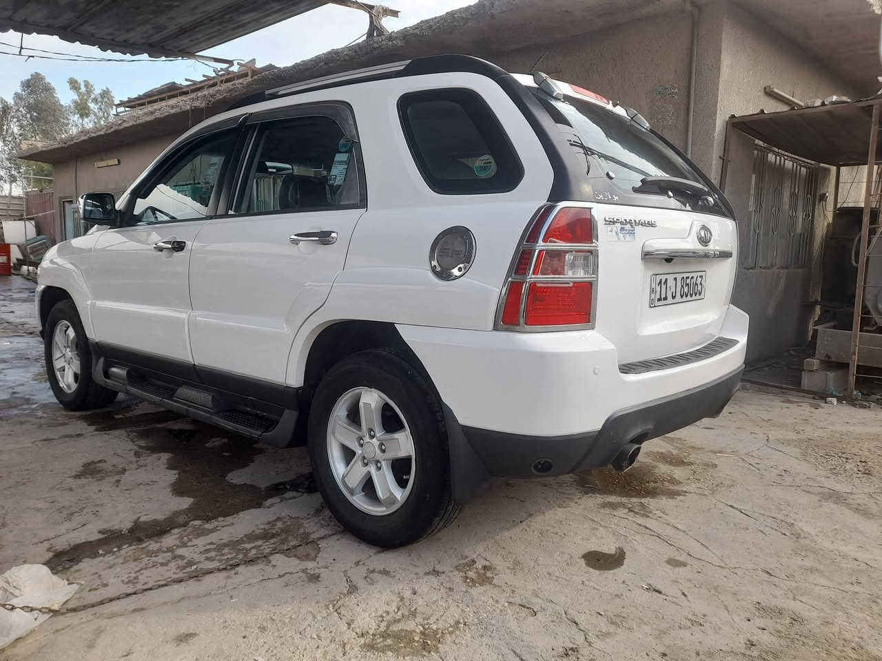 السلام عليكم كيا سبورتج خليجي موديل 2010 مكفوله كفاله عامه ماعده شبر بل بنيد السياره  فول رقم بغداد بسمي السياره جاهزه محرك كير حداديه تبريد مكاني كربلاء  ***********
