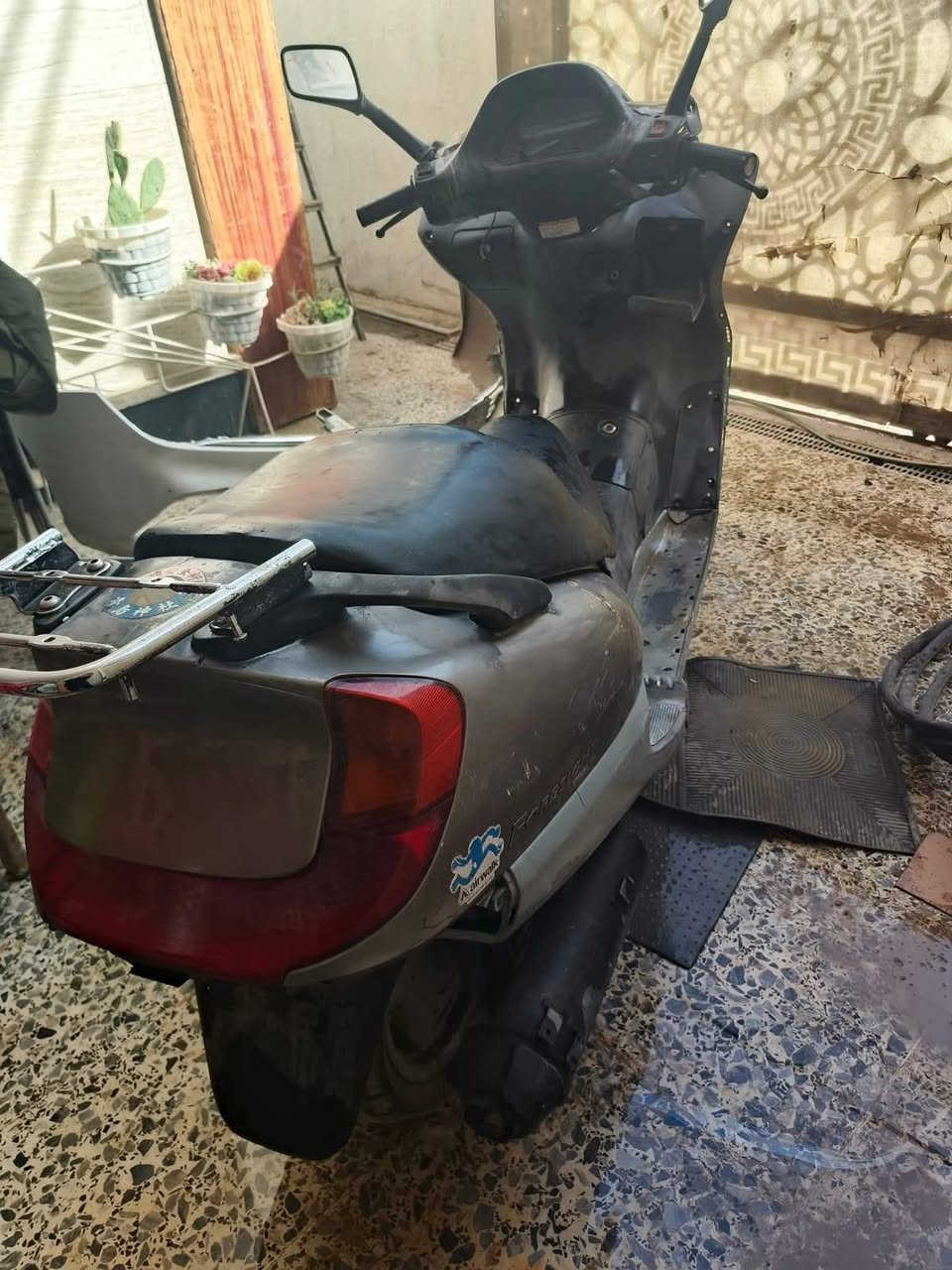 سلام عليكم دراجه فور سايد كهربائياته كله شغاله الدراجه ادير سلف بس متشتغل كفراته كله كامله و الدراجه متروكه ابيع على حطته 125 قفل


**إذا كنت صاحب هذا الإعلان وتريد حذفه لأي سبب، رجاءا أرسل رسالة إلى الدعم الفني**