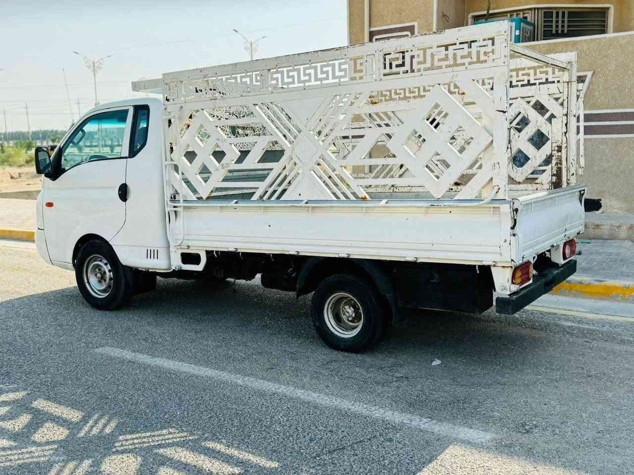 كيا هونداي موديل 2004مكينه 3000كير او مكينه مكفولات شاصي مكفول تبريد ثلج حداديه جديده تخم تاير سياره جاهزه اي نقص مابيه رقم كربلاء نكليزي بسمي سنويه جديده لل31السعر 73مكان سياره كربلاء للاستفسارمكلف بنشر ***********/***********
