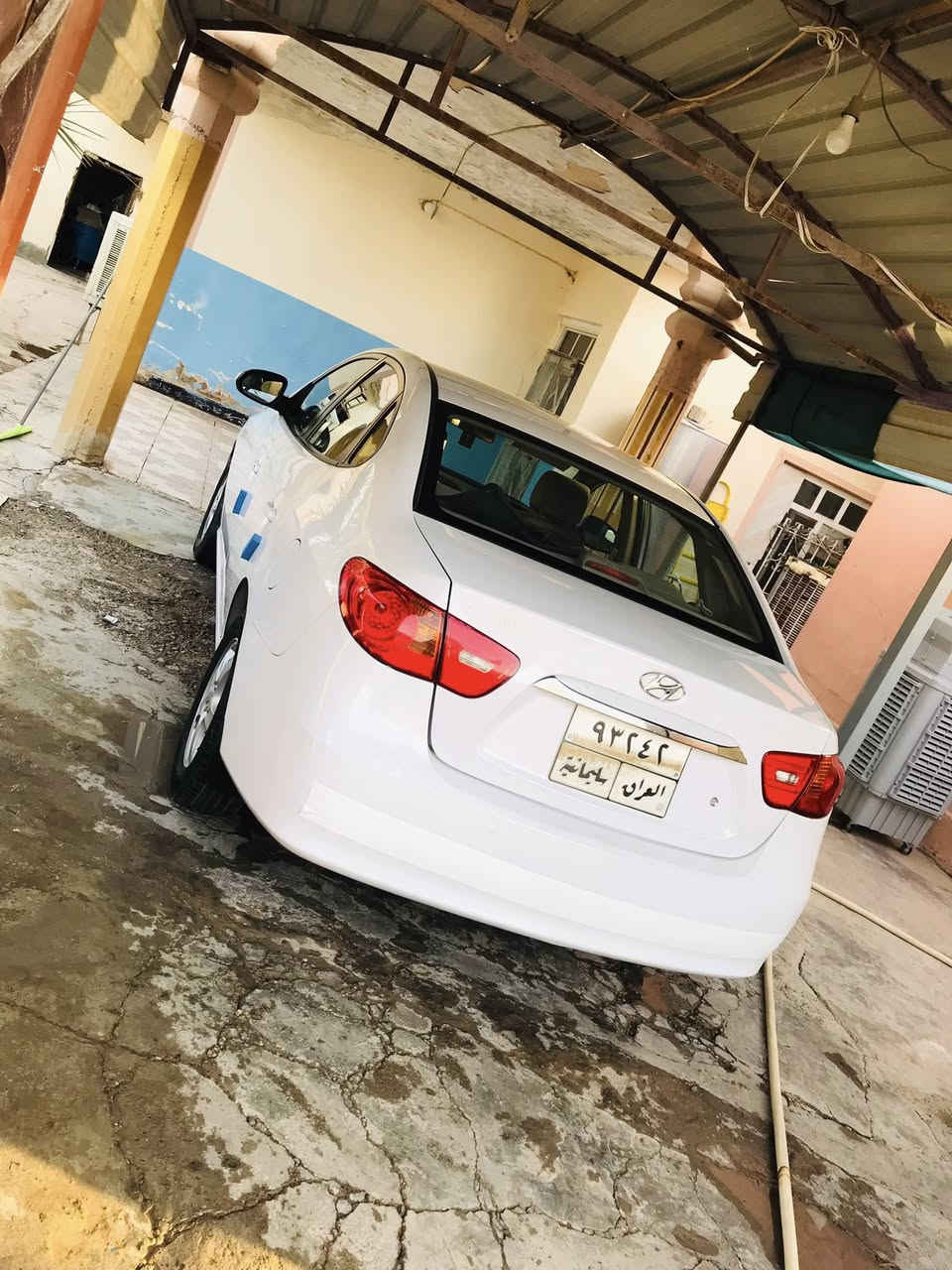 2011محرك شرط مامفتوح وولاتنقيص ولابخار كير صدر كله شركه بيها شبر وراشين الجاملق كله بدون فتح او عيار هاي قبل لا احولها دولي حولت الرقم دولي بسمي  حتى بارد مابيها  مكان تكريت رقم ***********
