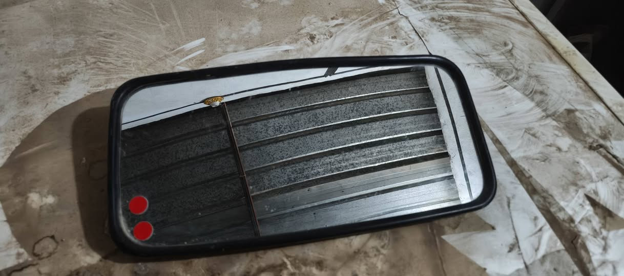 السلام عليكم مصطبات ومرايه للبيع سعر مناسبة الرقم ***********
