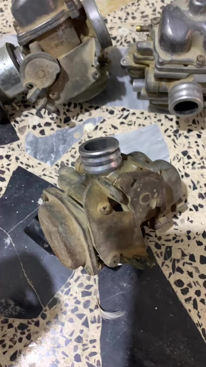 كابريترات مال تفصيخ ياباني وبيهن ظمآن سعر الواحد ب 25واذا تاخذهم كلهن بيهن مجال بسيط


**إذا كنت صاحب هذا الإعلان وتريد حذفه لأي سبب، رجاءا أرسل رسالة إلى الدعم الفني**