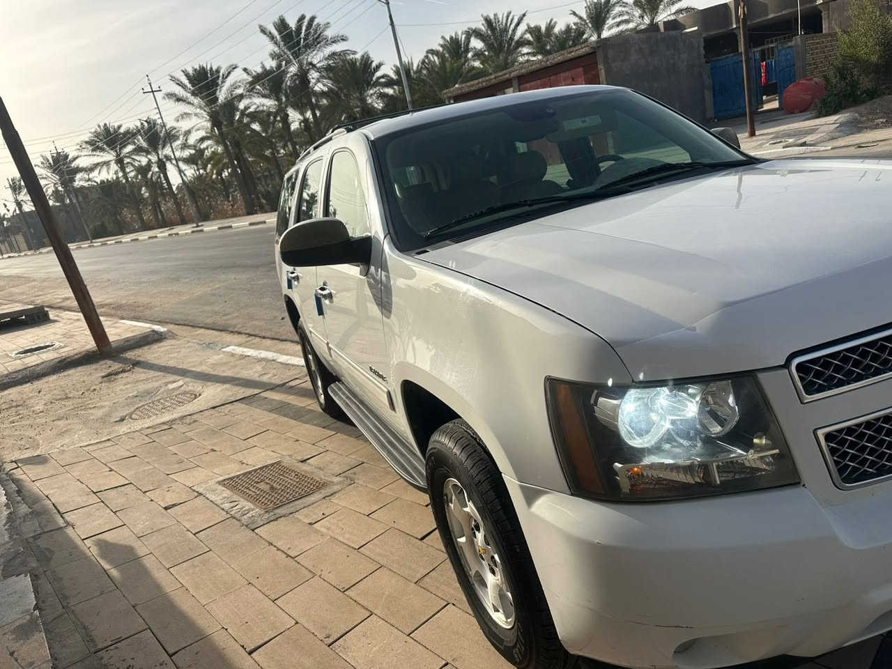 السلام عليكم تاهو ادوات بدون رقم للبيع بدون مراوس
مديل 2013 خليجي مكفوله من كلشي مواصفات LT نص فول 
مكينه V8 5.3 لايت زنون غرفه جلد بيجي شاشه تحكمات استيرن 
باقي مواصفاتهم معروفه سياره حيل جديده وجاهزه من كلشي حداده تايرات 
مكان بصره قضاء المدينه سعر 100 

‭0770 318 5952‬
