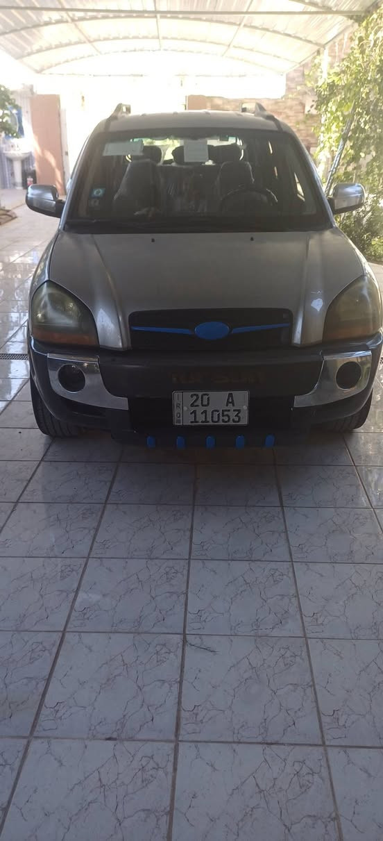 توسان 2009 مكفوله من الصبغ قطعه وحده تبديل الباب خلف السايق مكينه كير مكفولات صدر تخم تاير تبريد رقم انكليزي سعرهه ١٢٢ وبيهه مجال بيع اومراوس *********** مكاني بعقوبه
