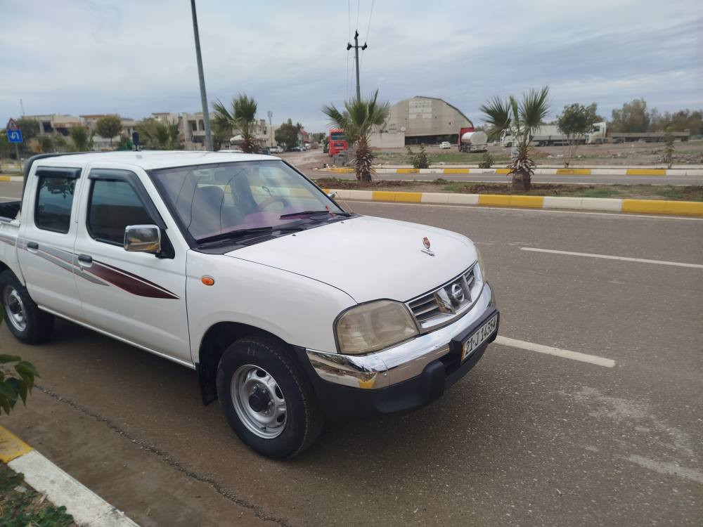 نیسان پیکاب مۆدیل2009 سێ پارچەی پێشەوەی بۆیاخە بەبێ ناوگرتن 170هەزار ڕۆشتوە ومەکینەی نەکراوەتۆ گێڕومەکینەوئەکسلی بەشەرتە سەنەوی تازەیەتا2030
تەنهافرۆشتنە 123گەڵاو مەجال 
*********** السليمانية, العراق
