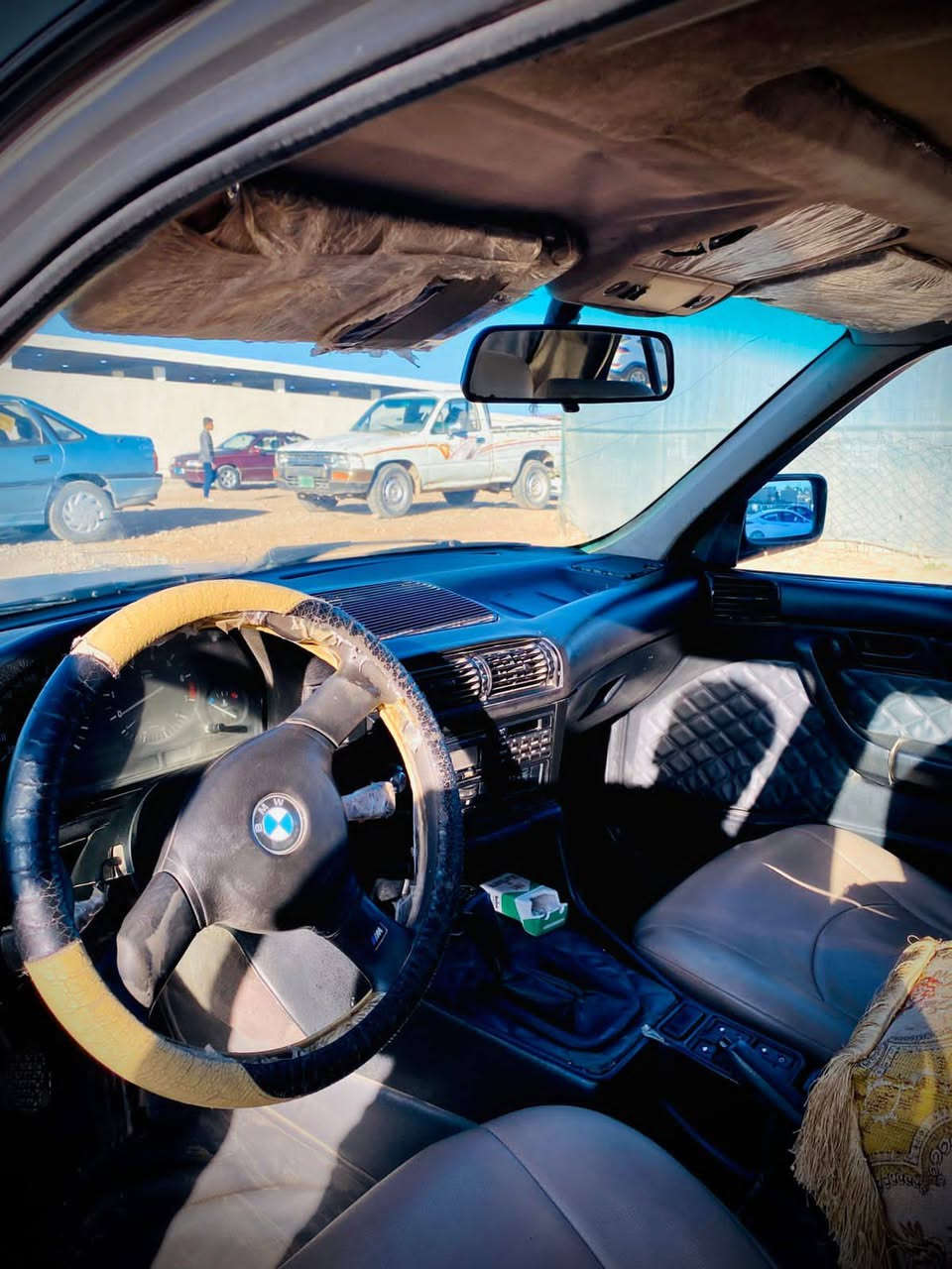 السلام عليكم
بي ام موديل 1991 رقم دهوك باسمي سنوية لل27 جامعات كهرب سبليت وهية 535 وعليها محرك وكبر 520 كبس كير عادي المحرك بي دخن وهي باردة من تحمة يروح الدخن السعر 50 وبيها مجال للشراي يتصل الرقم ***********
