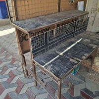 ميز للبيع سعره مناسب ديوانيه الاسكان 07821854991