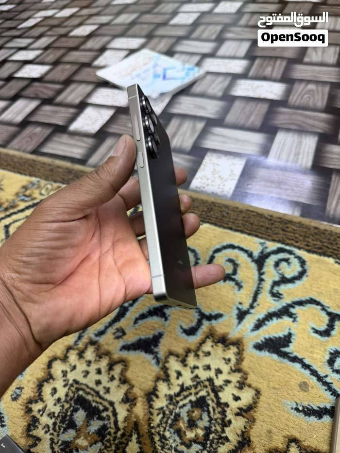 سامسونك s25 الترا ذاكره 256 عشوائيه 12 نضافه 100 بدون ملحقات جهاز فقط كفاله من كلشي للبيع او مراوس سعر مليون و125 توصيل متوفر واتساب ***********
