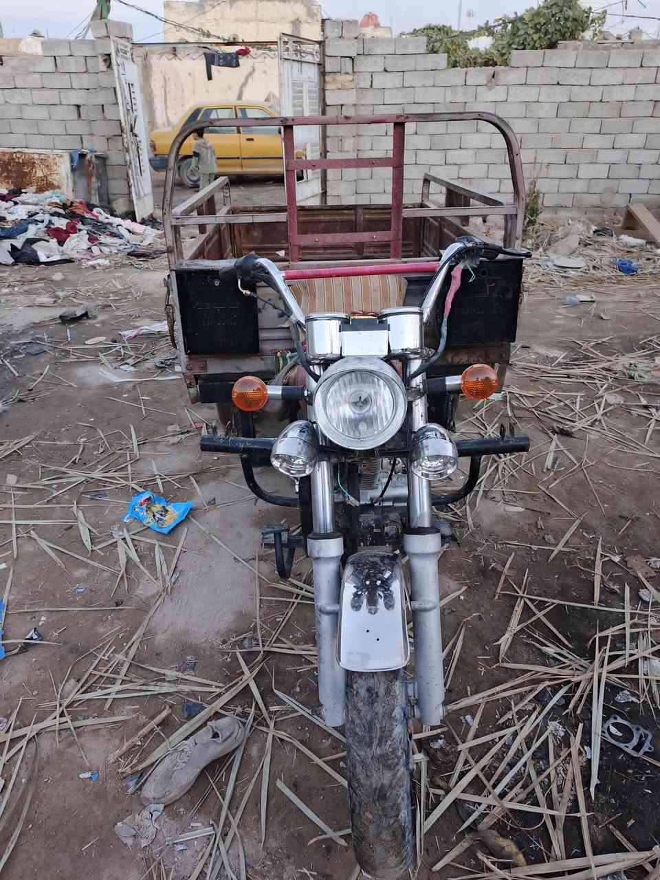 سلام عليكم ستوته للبيع موديل 15ستوته خير من الله مكينه مامفتوحه بدي نضيف لاخياس ولالحيم ركبه طاكه وملحومه اروق اصولي مكاتبت شارع ستوته شوفتك عينك الكهربايات شغاله) السعر 850وبيه مجال العوان نجف كوفه شارع المعمل ***********
