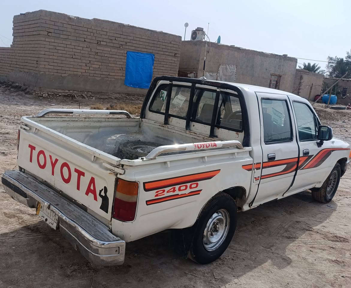 سلام عليكم بيكم تيوتا موديل 89
محرك نجي كير وتماتيك  اكسن شاصي كله شرط 
رقم ألماني مثنى تحويل مباشر 
كهربائيات كلها شقاله سياره فول جاهزة مجهزه 
 ***********مال جناي هاذا رقم هاتف وشراي يدلل.
مكان سياره ناصرية
