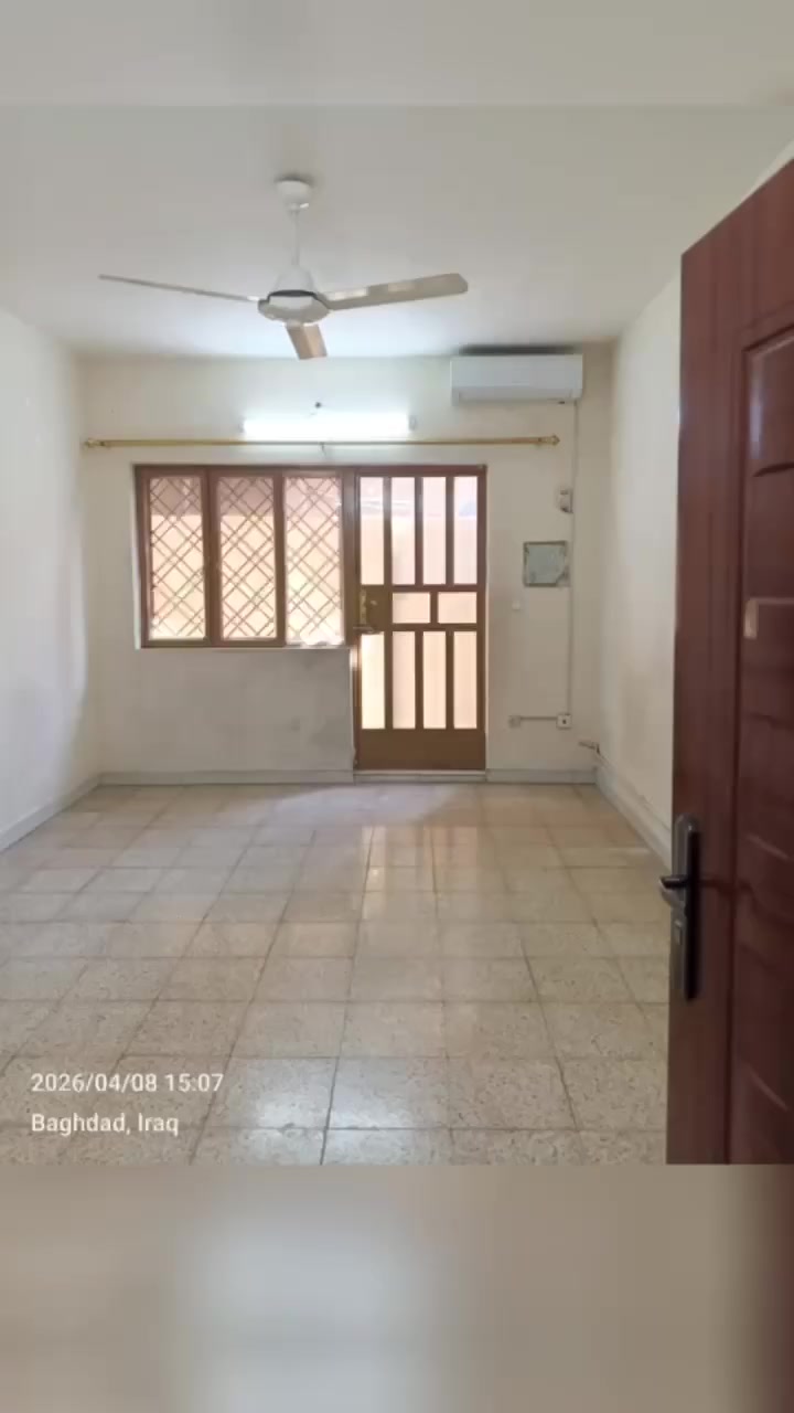 🏡دار للإيجار – قرب ساحة النسور
📍 موقع هادئ ومخدوم

✨ التفاصيل:
▪️ طابقين
▪️ كراج 🚗
▪️ صالة وغرفتين نوم
▪️ سبالت موجودة ❄️
▪️ حمامين مع سخانات 🔥
▪️ مطبخ متوسط
▪️ مناسب لعائلة صغيرة 👨‍👩‍👧

💰 الإيجار الشهري: 1,250,000 دينار
🔒 التأمينات: شهر واحد
للاستفسار ***********
