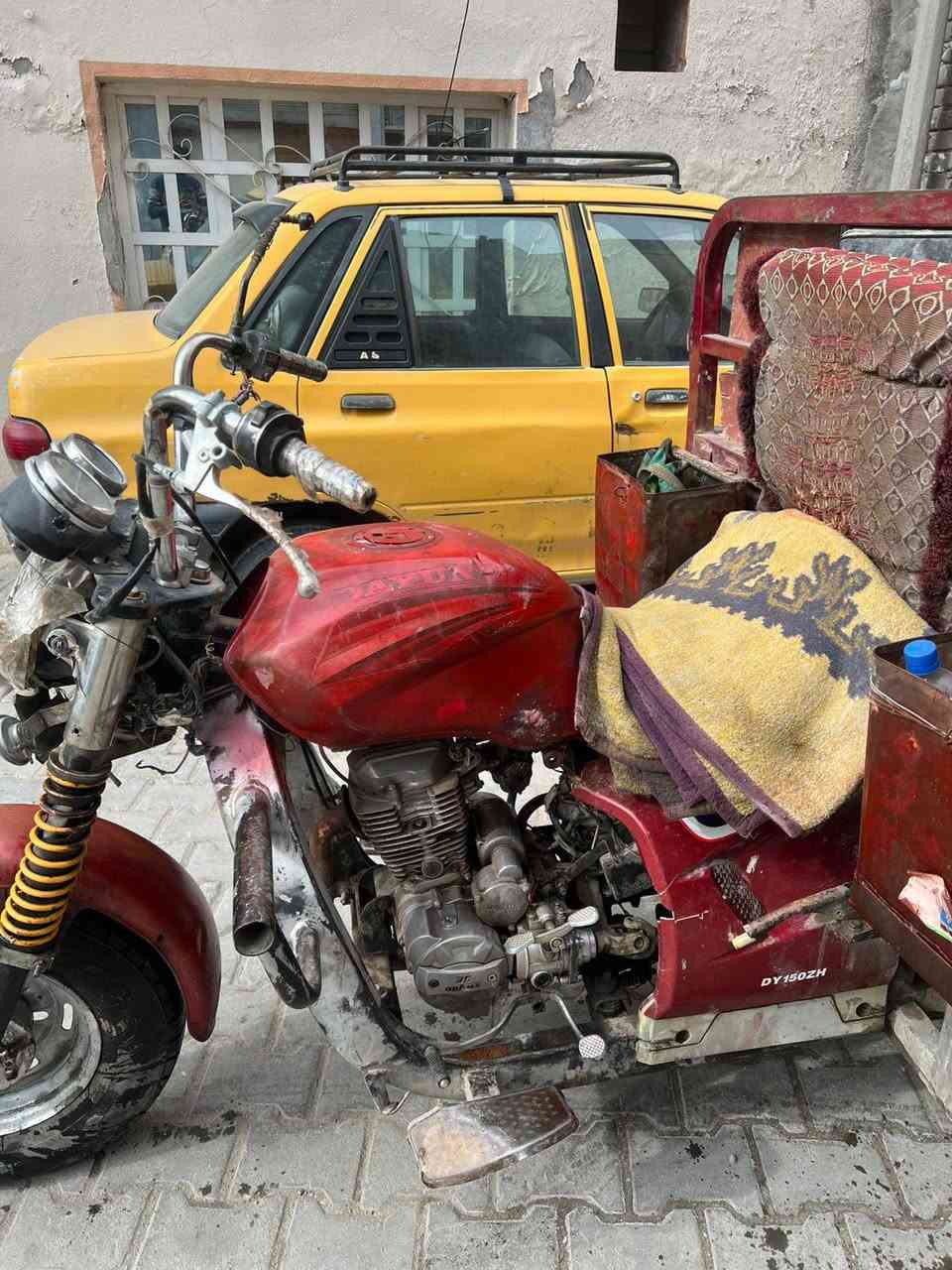 السلام عليكم
ستوته دايوان موديل 2014 ستوته مال شغل يرادلهه ترتيبات بسيطه محرك مجفت جديد رايدهه 650 و بيهه مجال العنوان بغداد الاعضميه..  ***********
